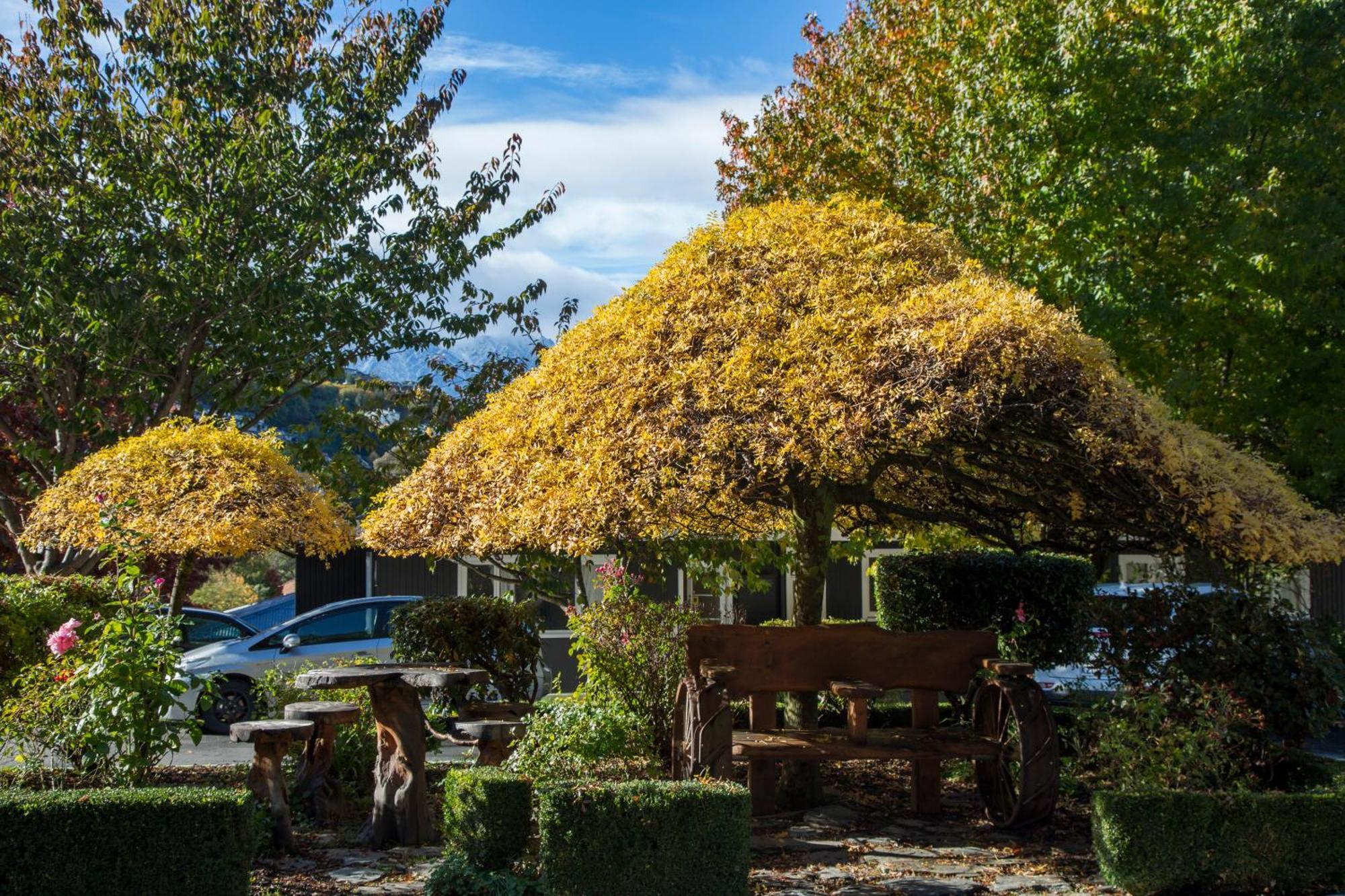 Pinewood Lodge Queenstown Exterior photo